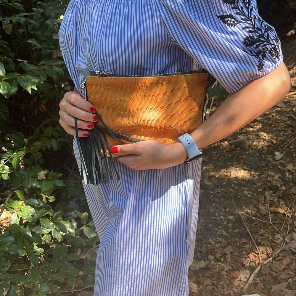 Orange suede green leather pouch - Picture 8 of 13